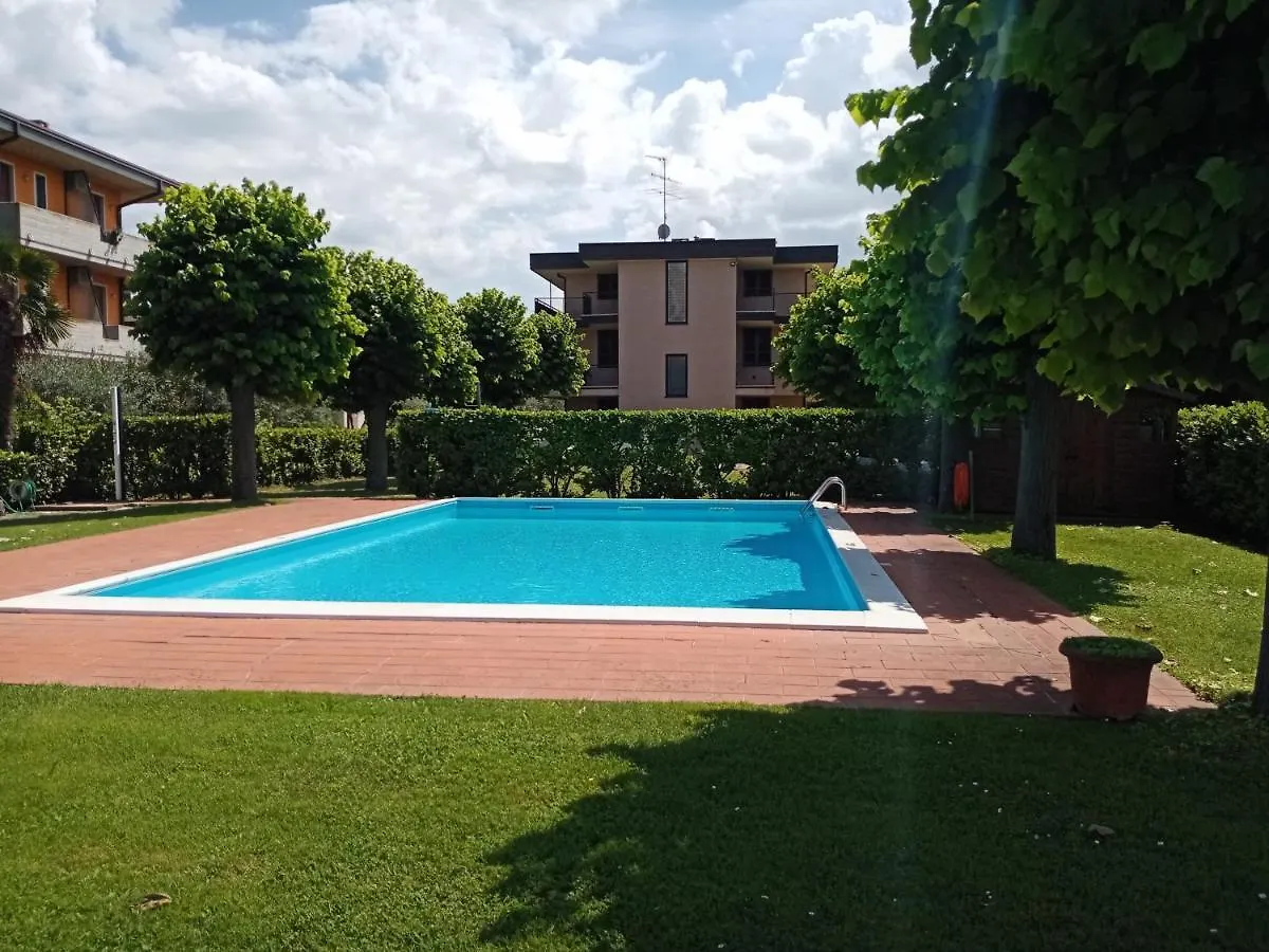 Casa Lugana 9 - Monolocale Con Piscina Fronte Lago 西尔米奥奈 公寓