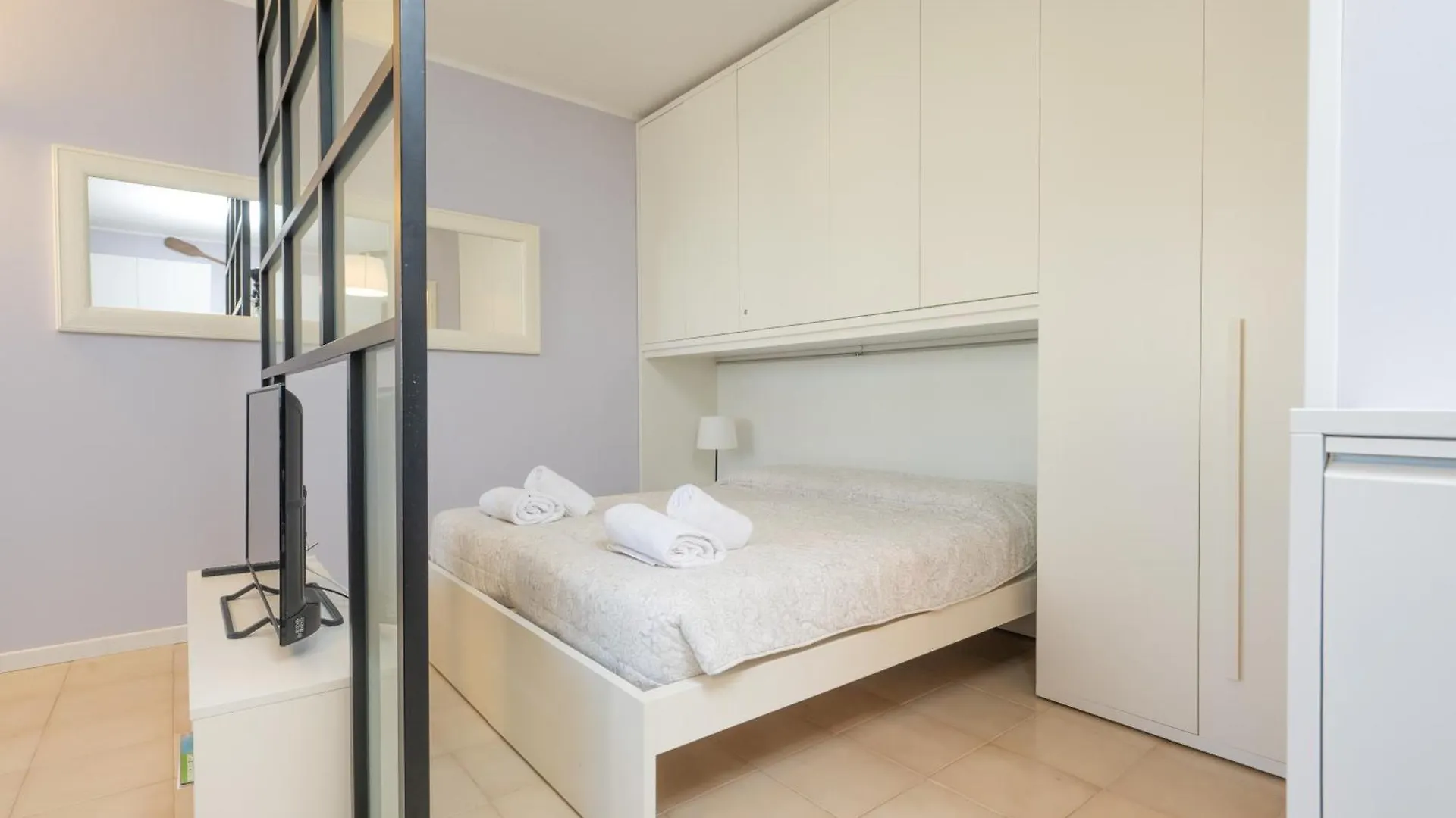 公寓 Casa Lugana 9 - Monolocale Con Piscina Fronte Lago 西尔米奥奈